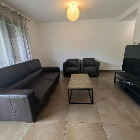 Daire Flat Less Then 5km Centre In The Countryside *