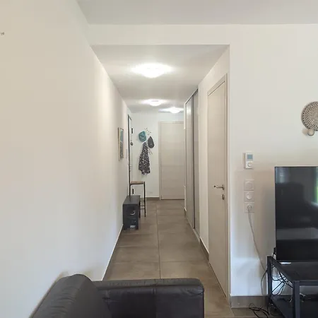 Daire Flat Less Then 5km Centre In The Countryside